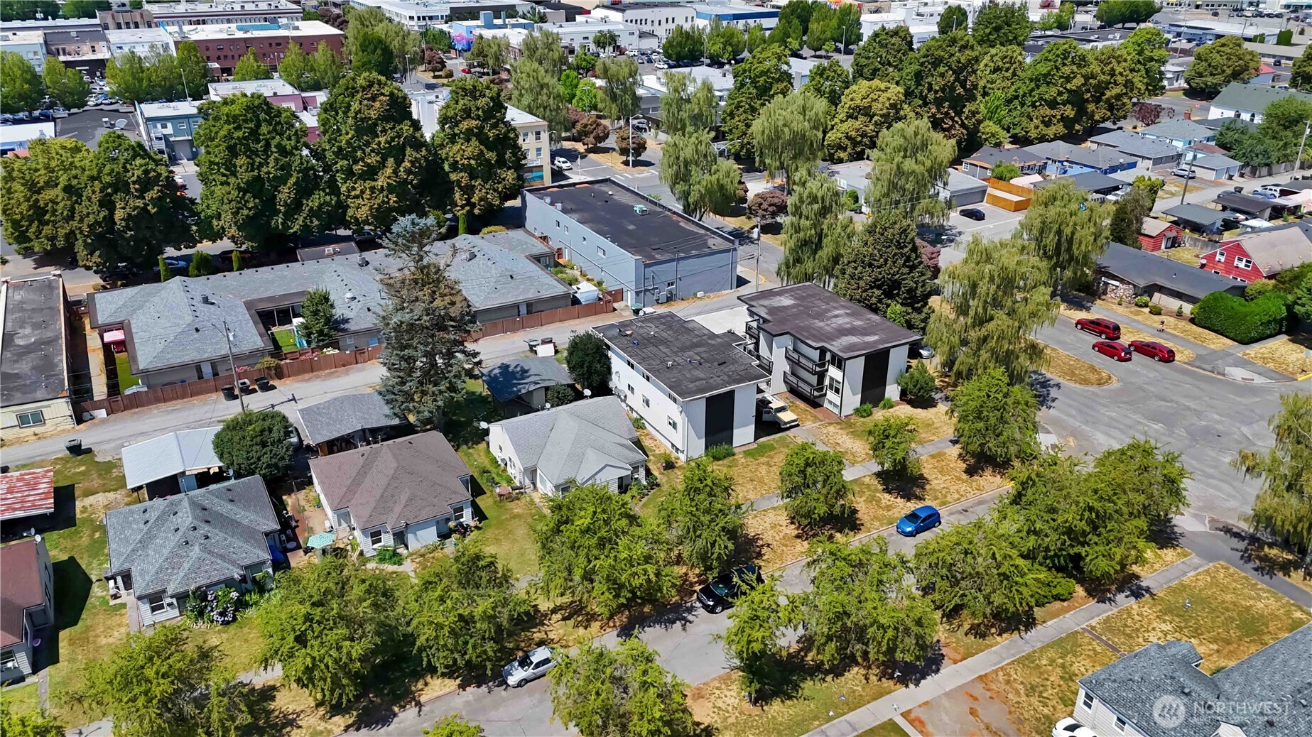 1337 10th Avenue , Longview, WA 98632