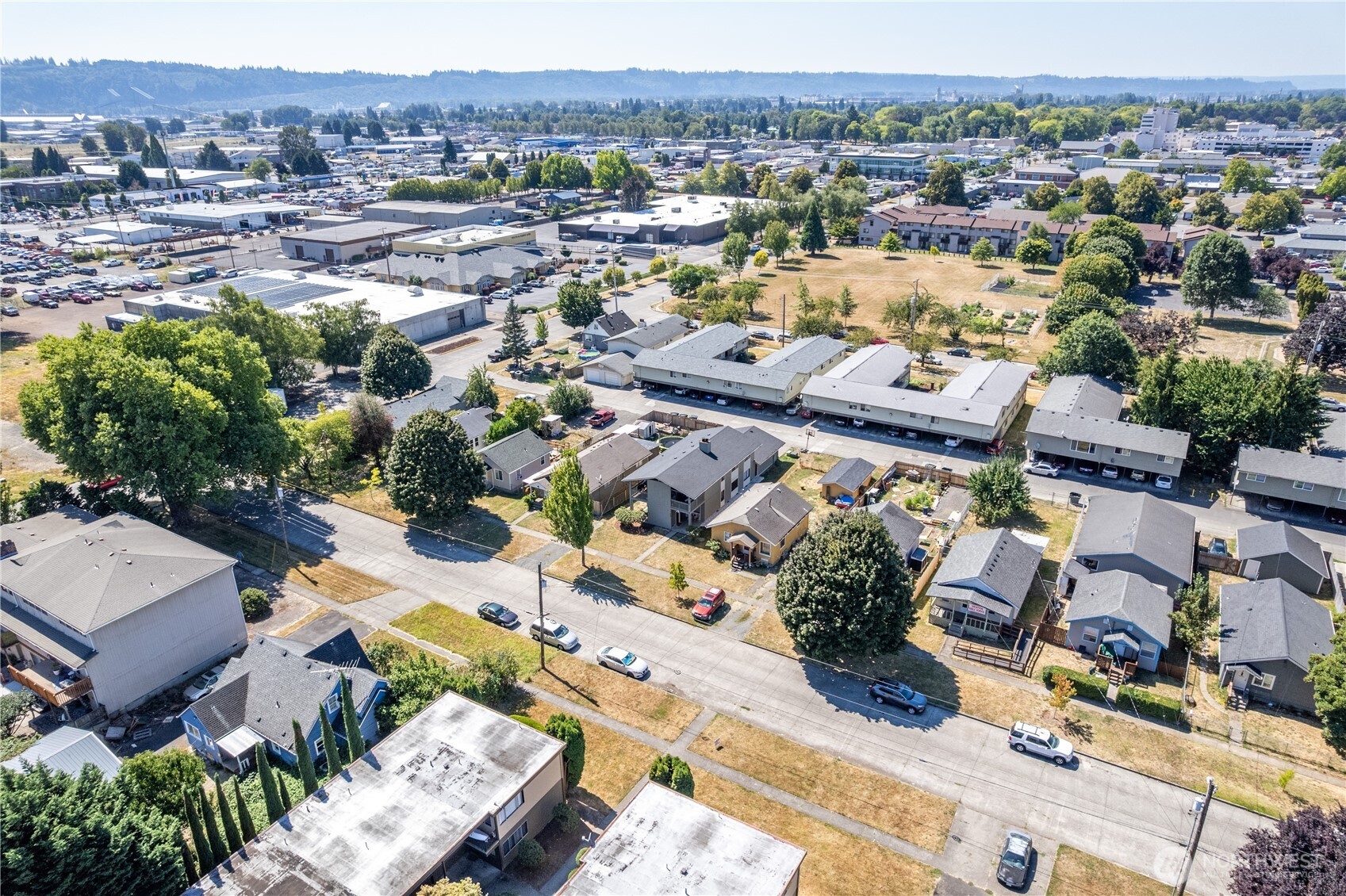 823 8th Avenue , Longview, WA 98632
