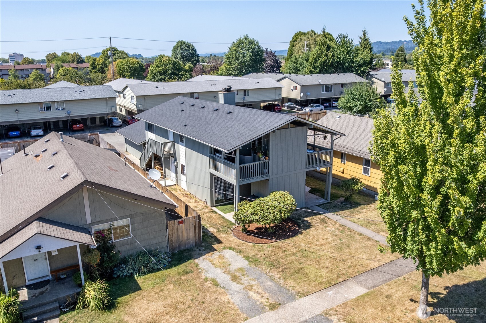823 8th Avenue , Longview, WA 98632