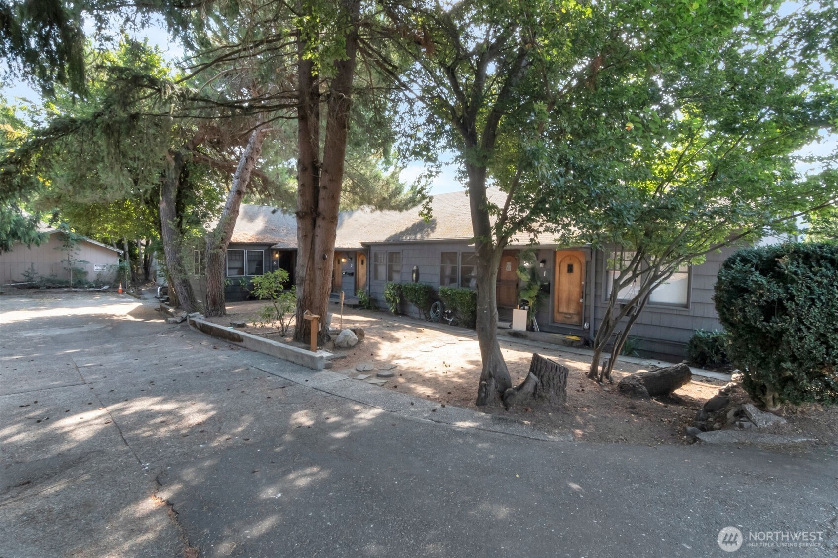 2135 4th Street , Bremerton, WA 98312