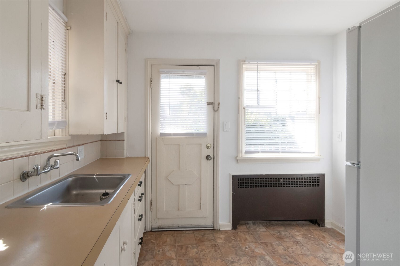 2135 4th Street , Bremerton, WA 98312