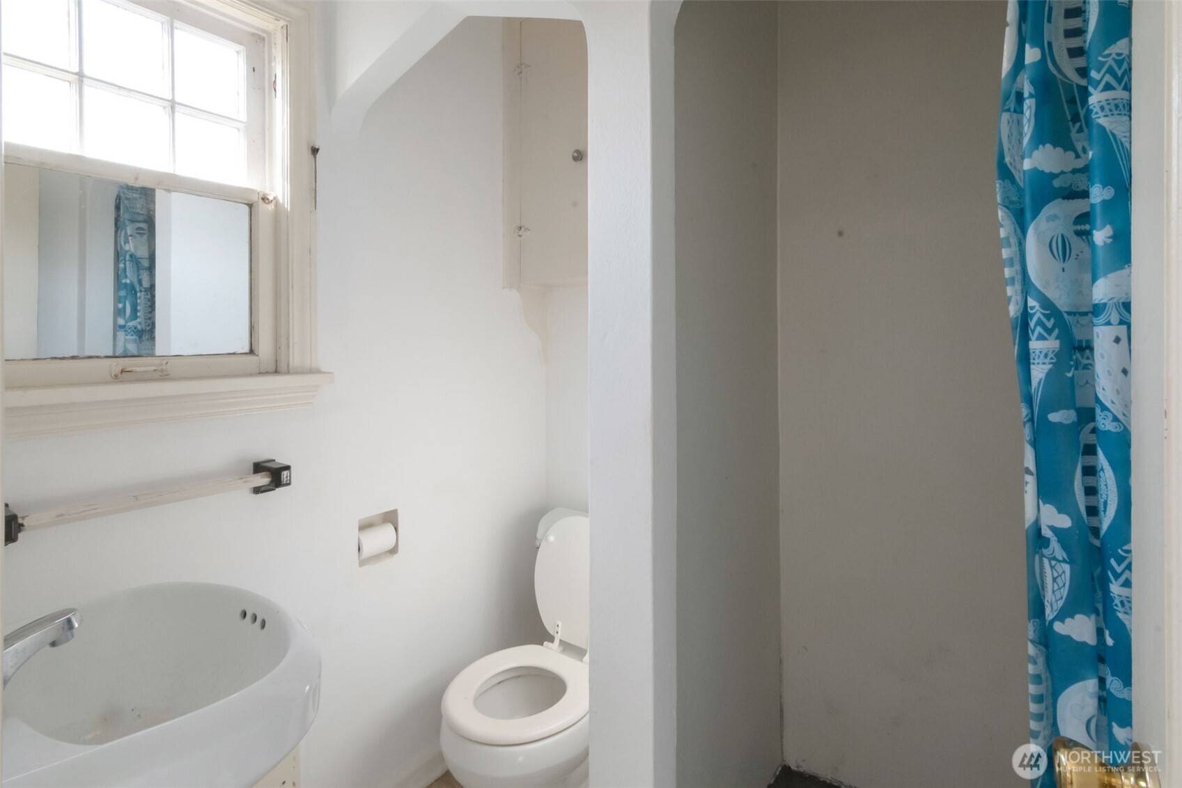 2135 4th Street , Bremerton, WA 98312