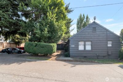 2135 4th Street , Bremerton, WA 98312 - Photo 3