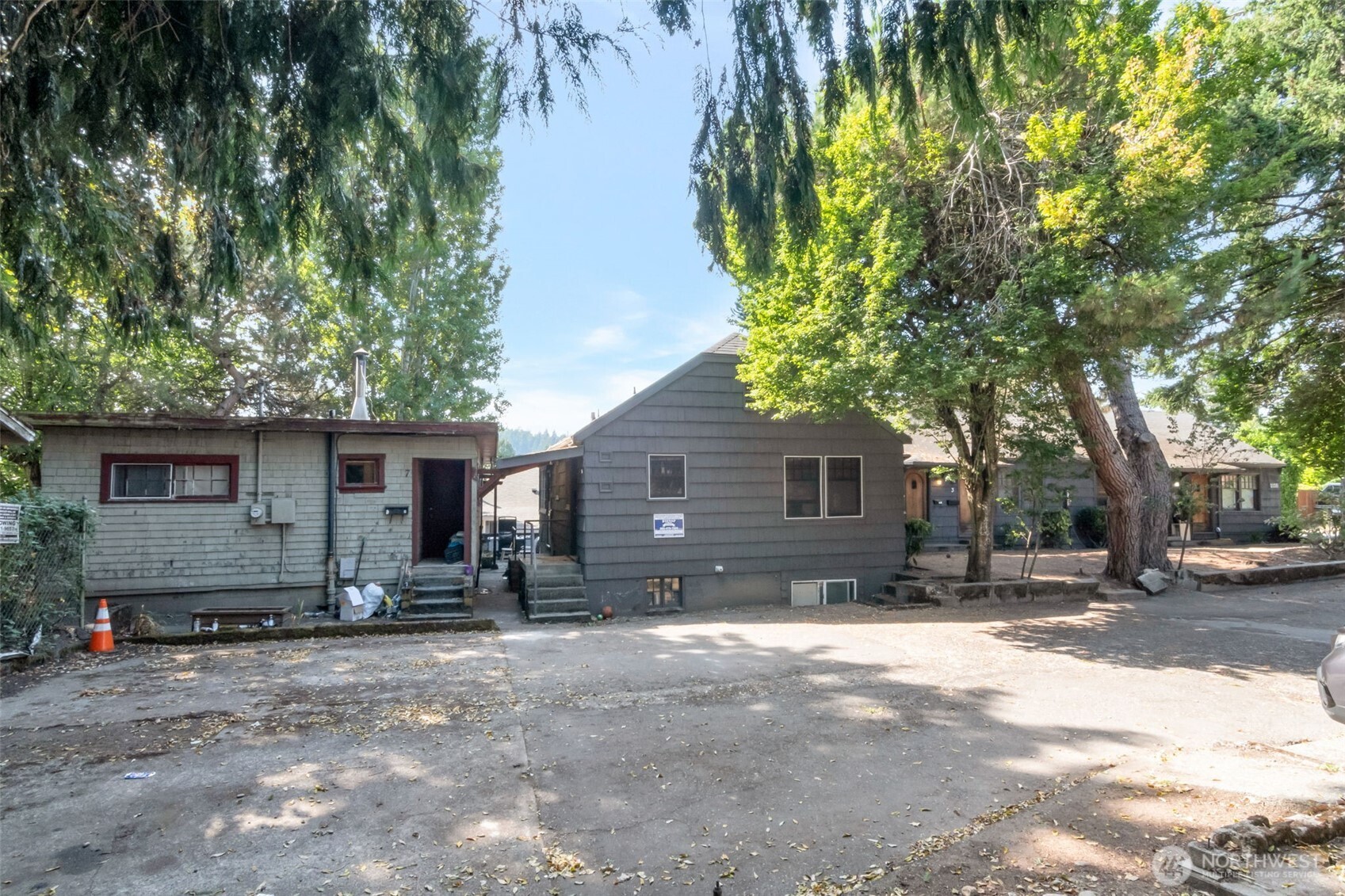 2135 4th Street , Bremerton, WA 98312