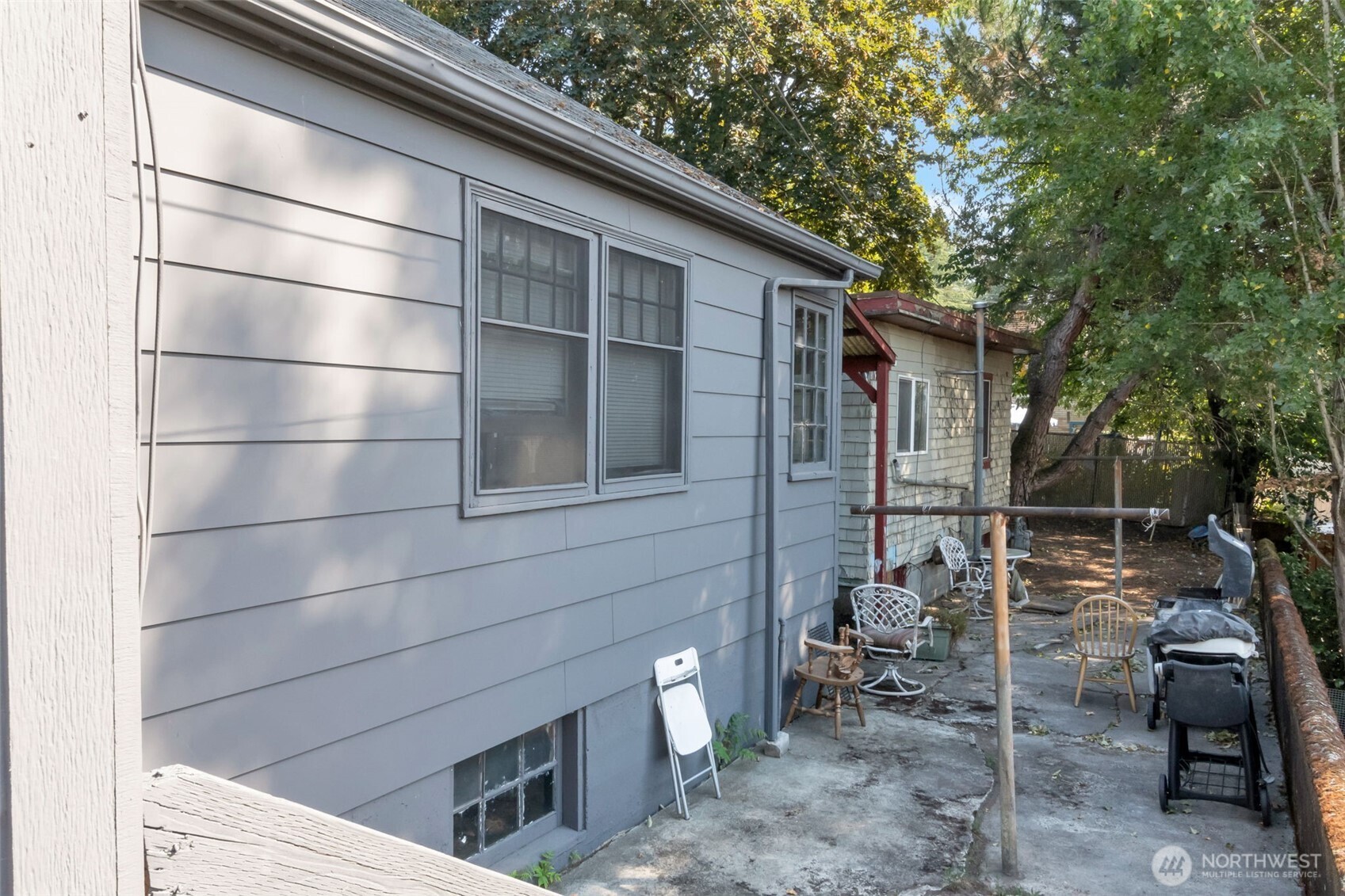 2135 4th Street , Bremerton, WA 98312