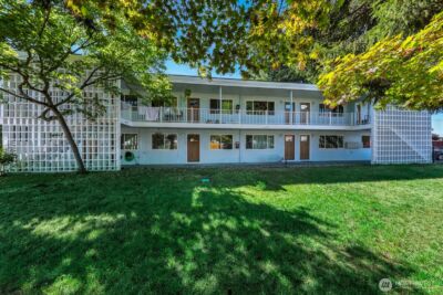 301 S 82nd Street , Tacoma, WA 98408