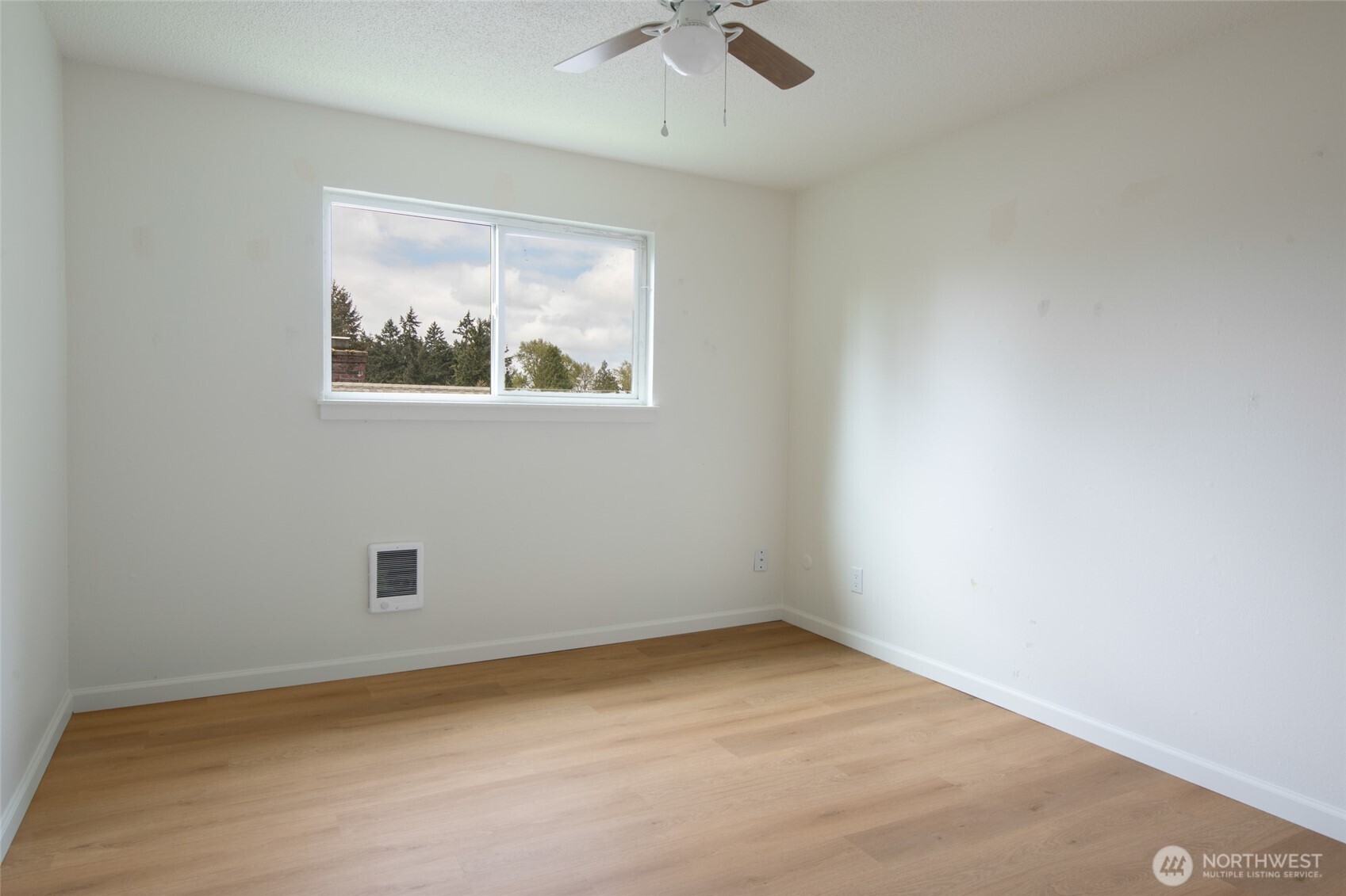 301 S 82nd Street , Tacoma, WA 98408