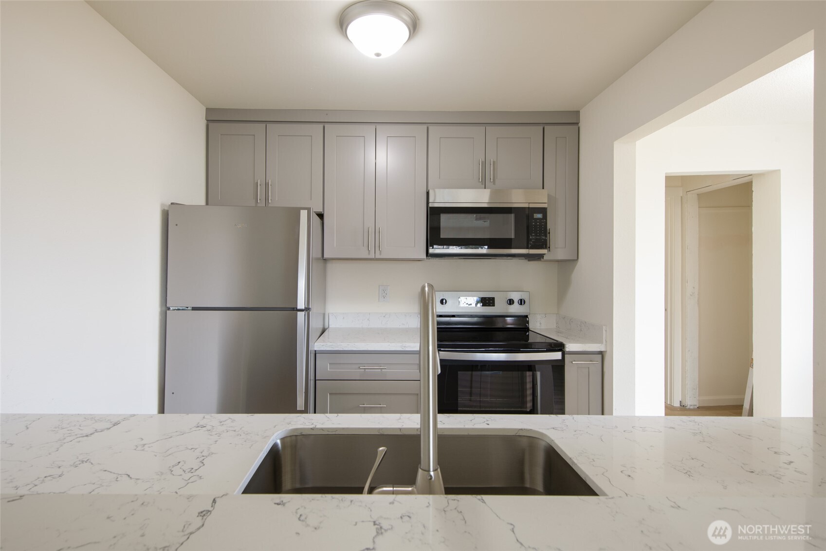301 S 82nd Street , Tacoma, WA 98408