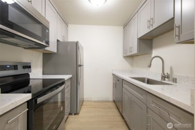 301 S 82nd Street , Tacoma, WA 98408 - Photo 7