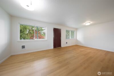 301 S 82nd Street , Tacoma, WA 98408 - Photo 10