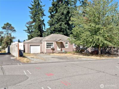 1409 Monroe Avenue NE, Renton, WA 98056 - Photo 2
