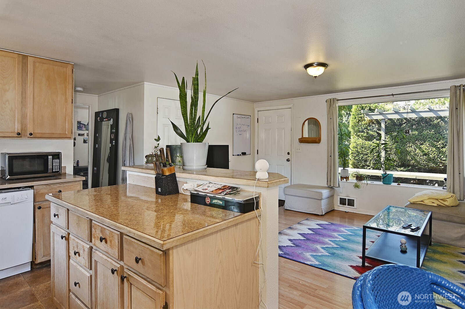 15002 4th Avenue S, Burien, WA 98148