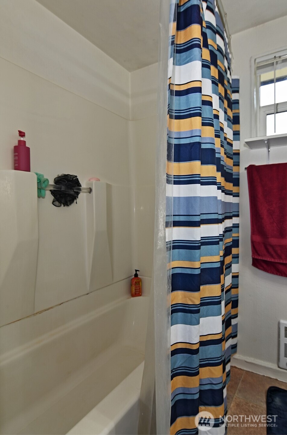 15002 4th Avenue S, Burien, WA 98148