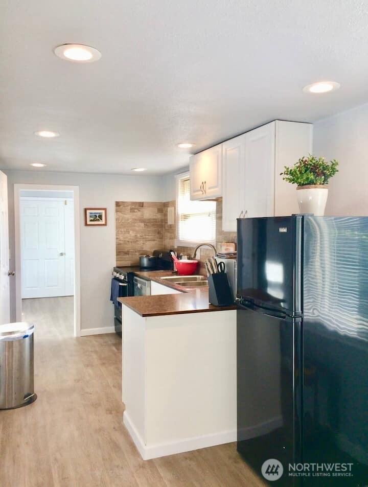 10653 10655 22nd Place S, Seattle, WA 98168