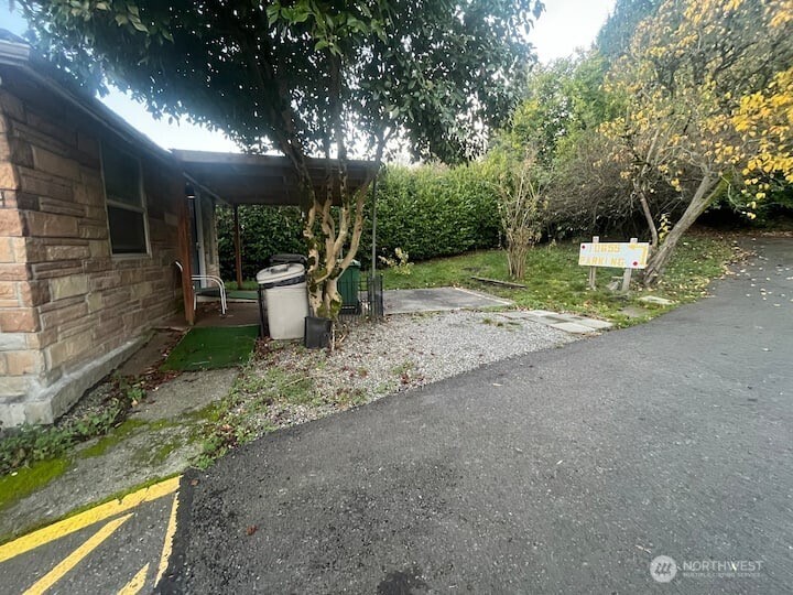 10653 10655 22nd Place S, Seattle, WA 98168