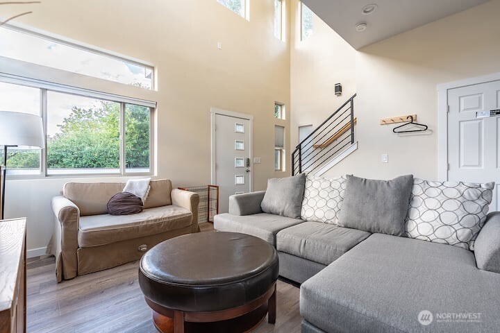 10653 10655 22nd Place S, Seattle, WA 98168