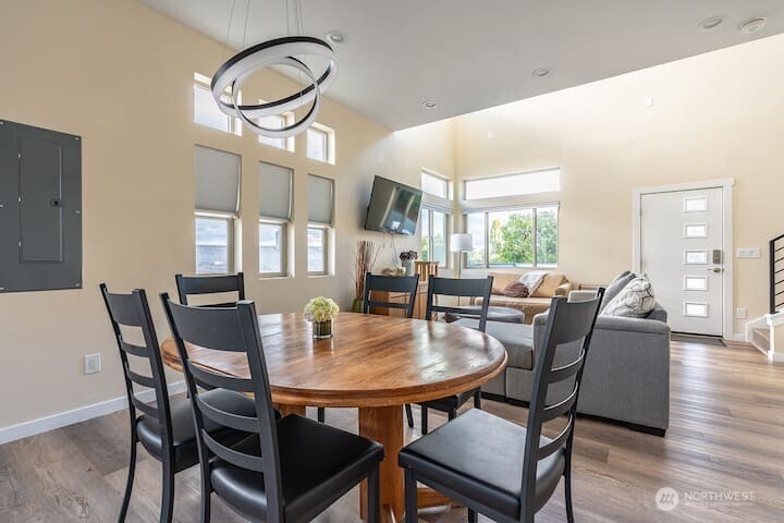 10653 10655 22nd Place S, Seattle, WA 98168