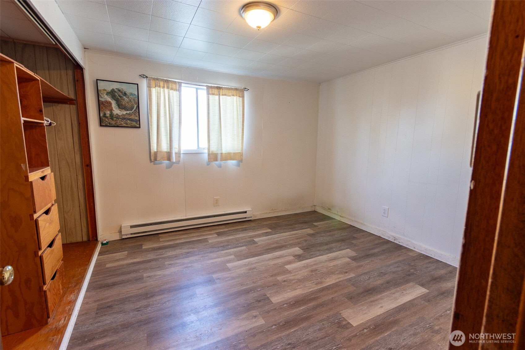 319 S Tonasket Avenue , Tonasket, WA 98855