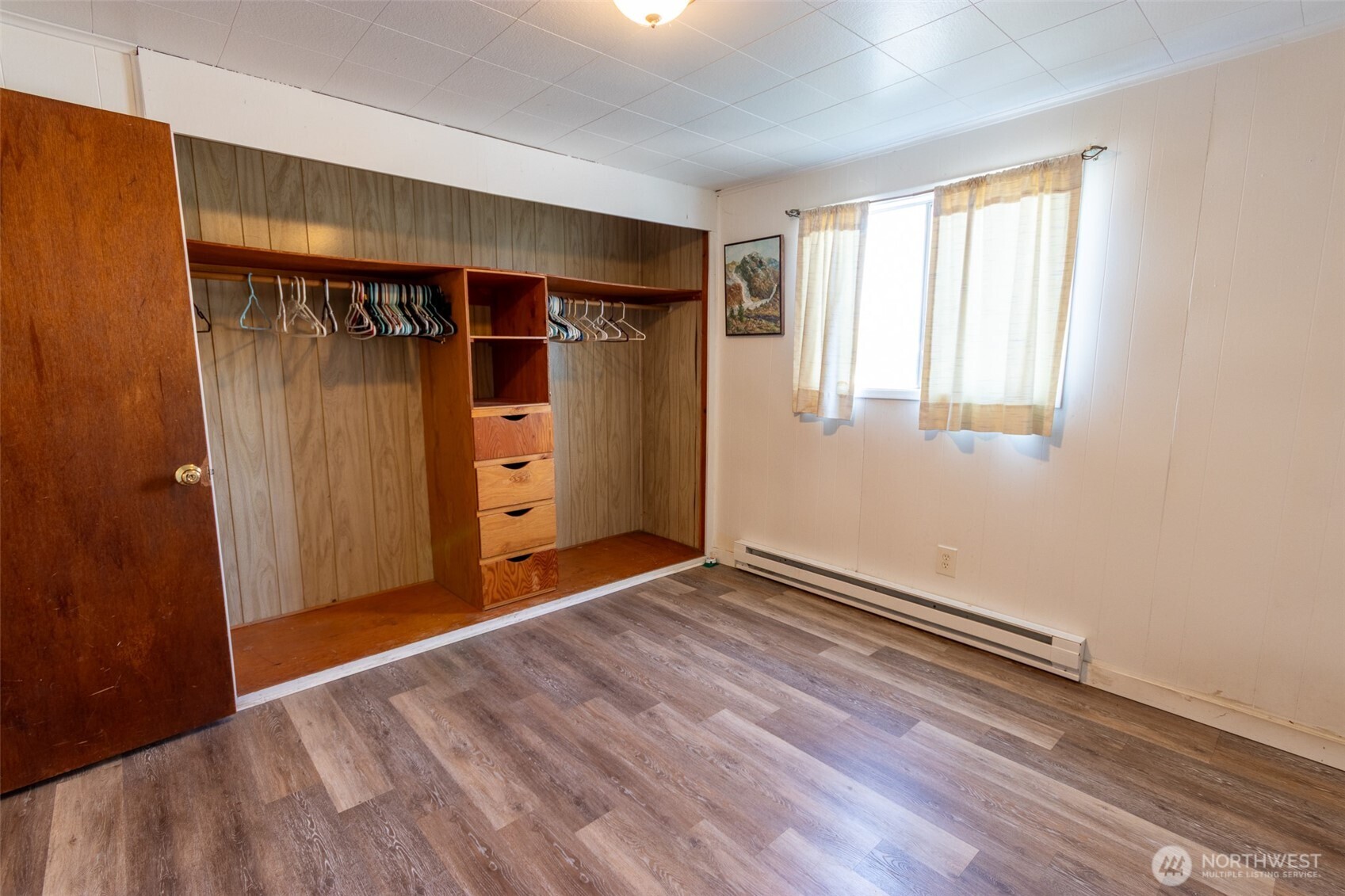 319 S Tonasket Avenue , Tonasket, WA 98855