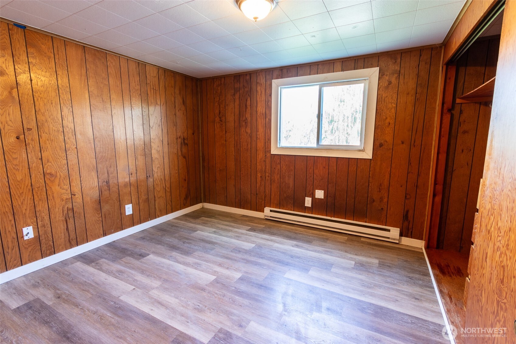 319 S Tonasket Avenue , Tonasket, WA 98855