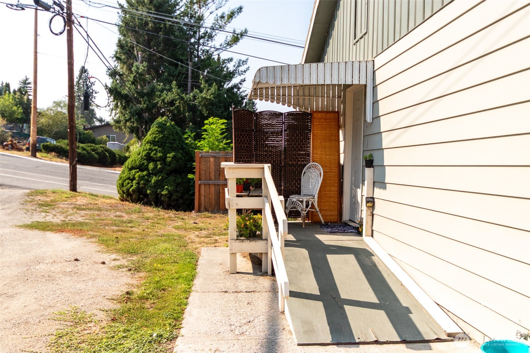 319 S Tonasket Avenue , Tonasket, WA 98855
