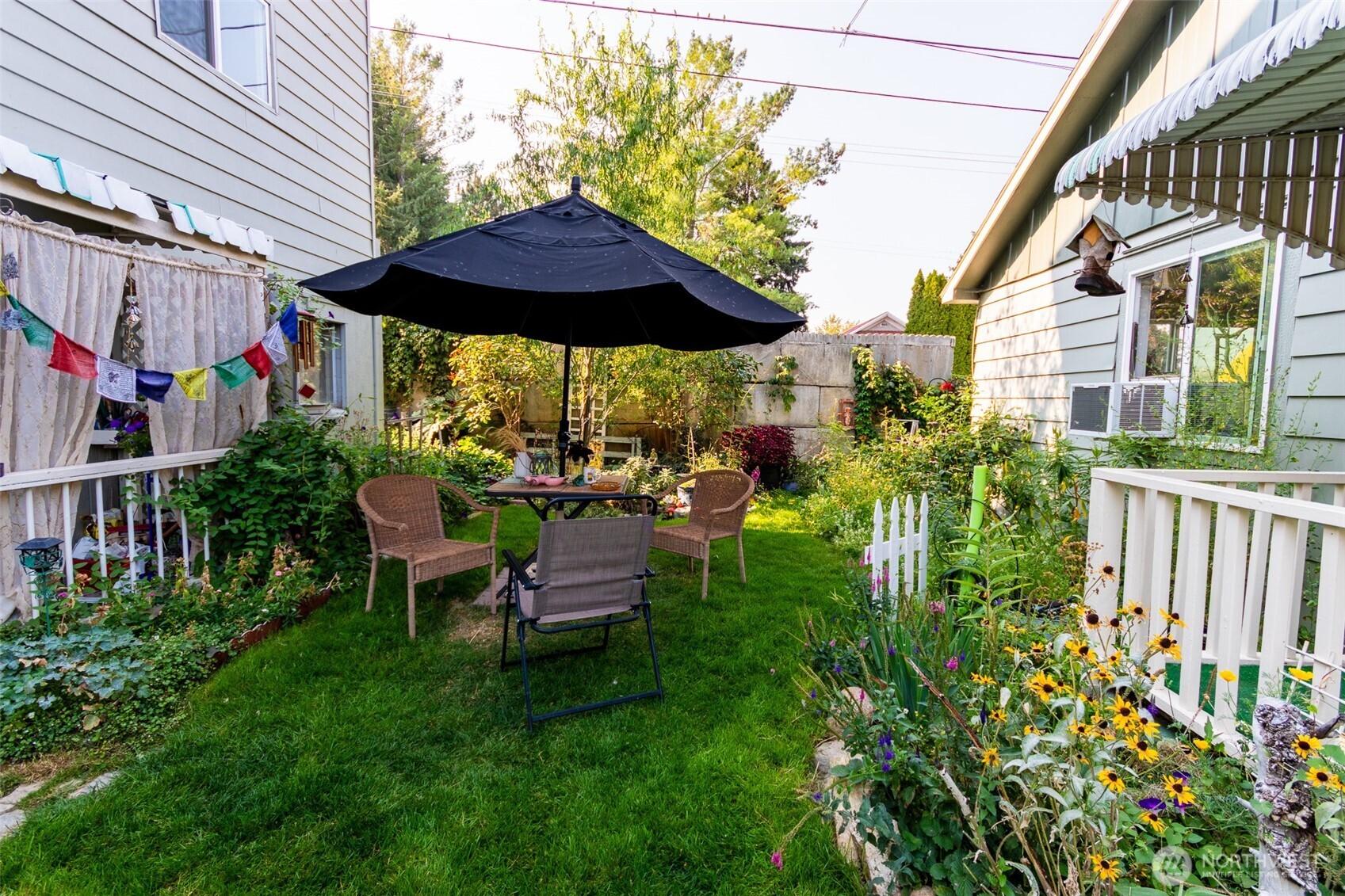 319 S Tonasket Avenue , Tonasket, WA 98855