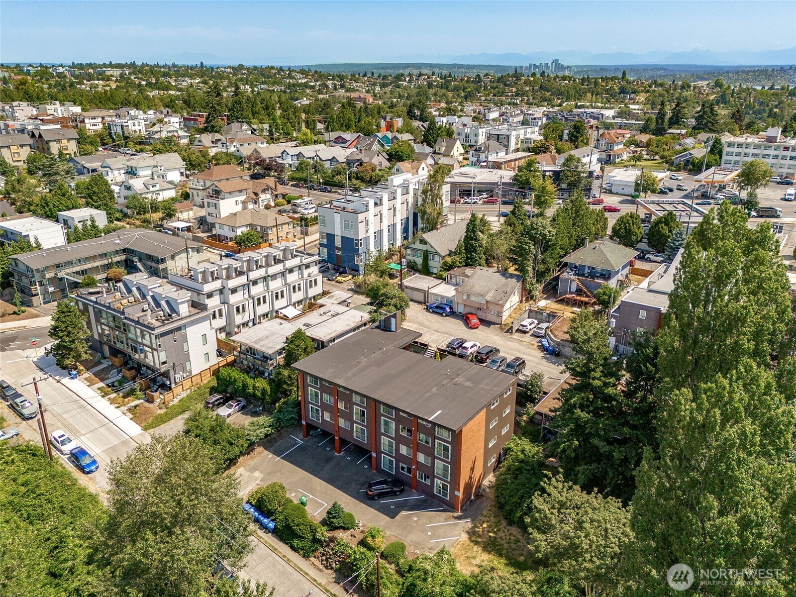 2414 13th Avenue S, Seattle, WA 98144