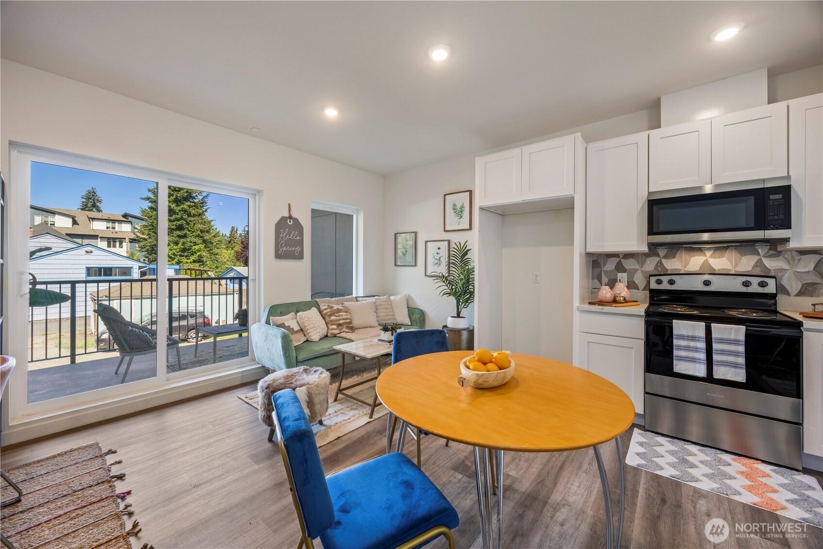 2152 N 185th Street , Shoreline, WA 98133