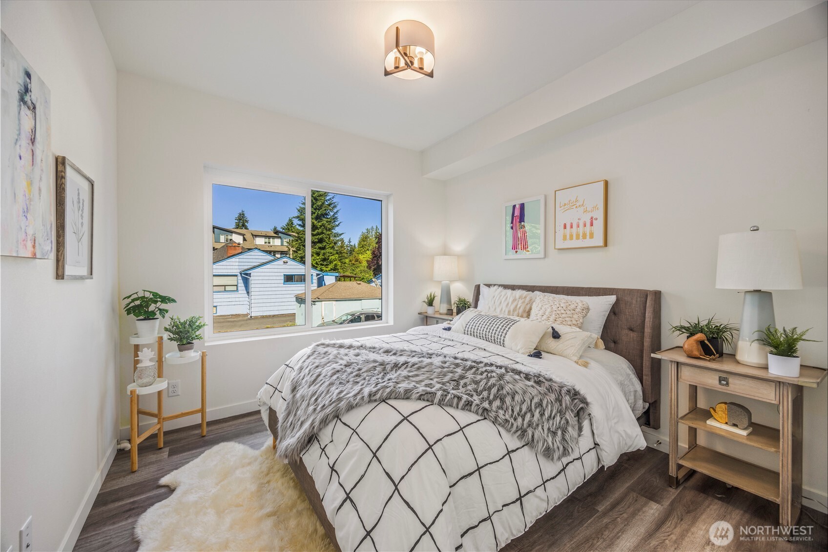 2152 N 185th Street , Shoreline, WA 98133