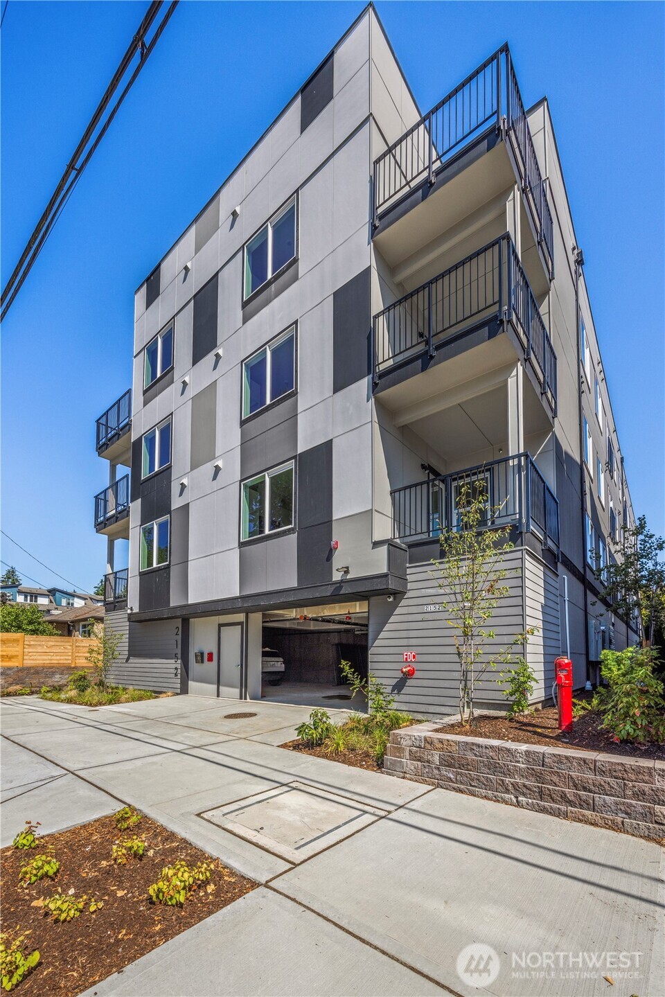 2152 N 185th Street , Shoreline, WA 98133