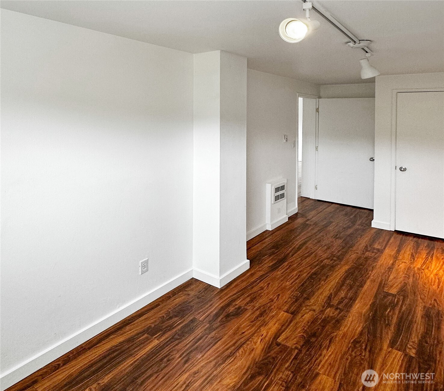 801 NW 54th Street , Seattle, WA 98107