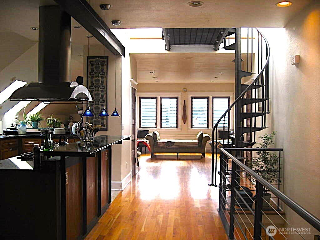 1712 Belmont Avenue , Seattle, WA 98122
