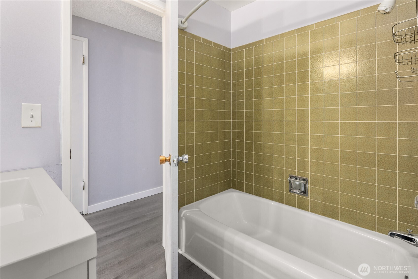 3600 25th Avenue W, Seattle, WA 98199
