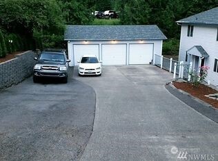 1277 Sherman Avenue , Port Orchard, WA 98366
