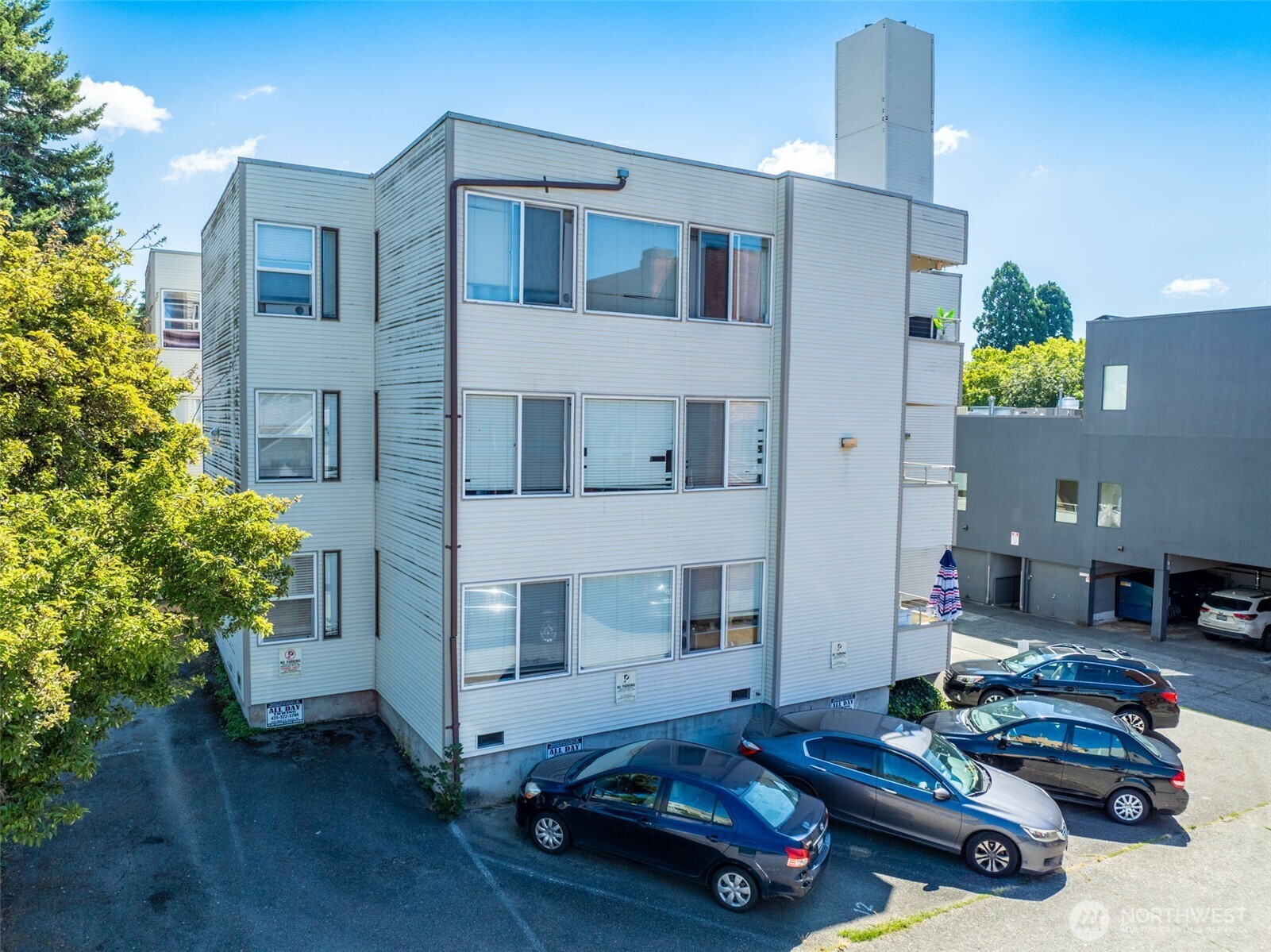 7919 Wallingford Avenue N, Seattle, WA 98103