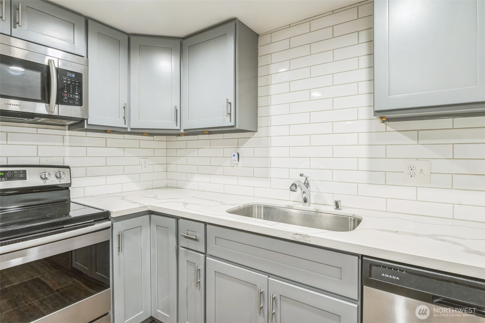 201 S 60th Street , Tacoma, WA 98408