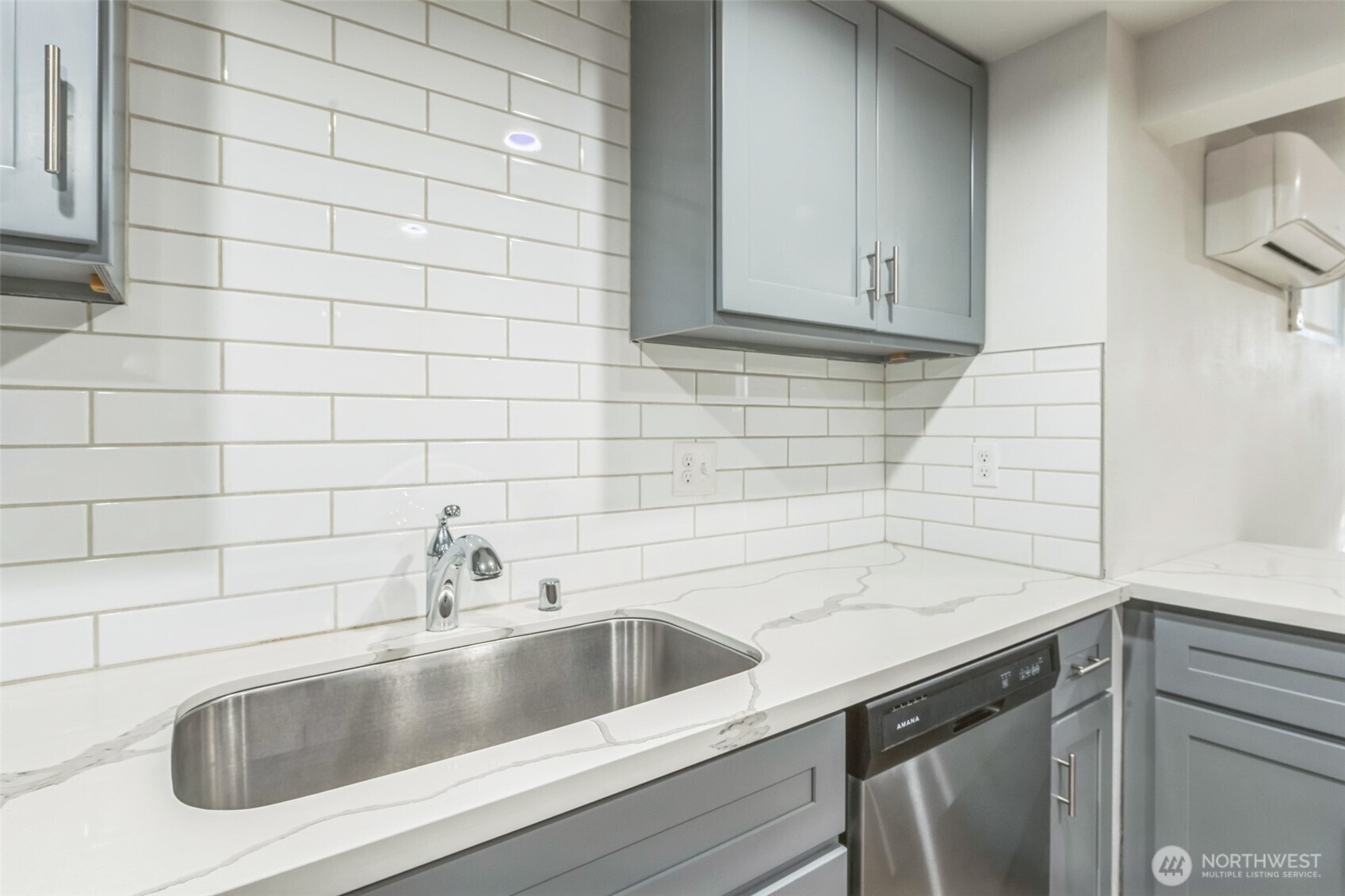 201 S 60th Street , Tacoma, WA 98408