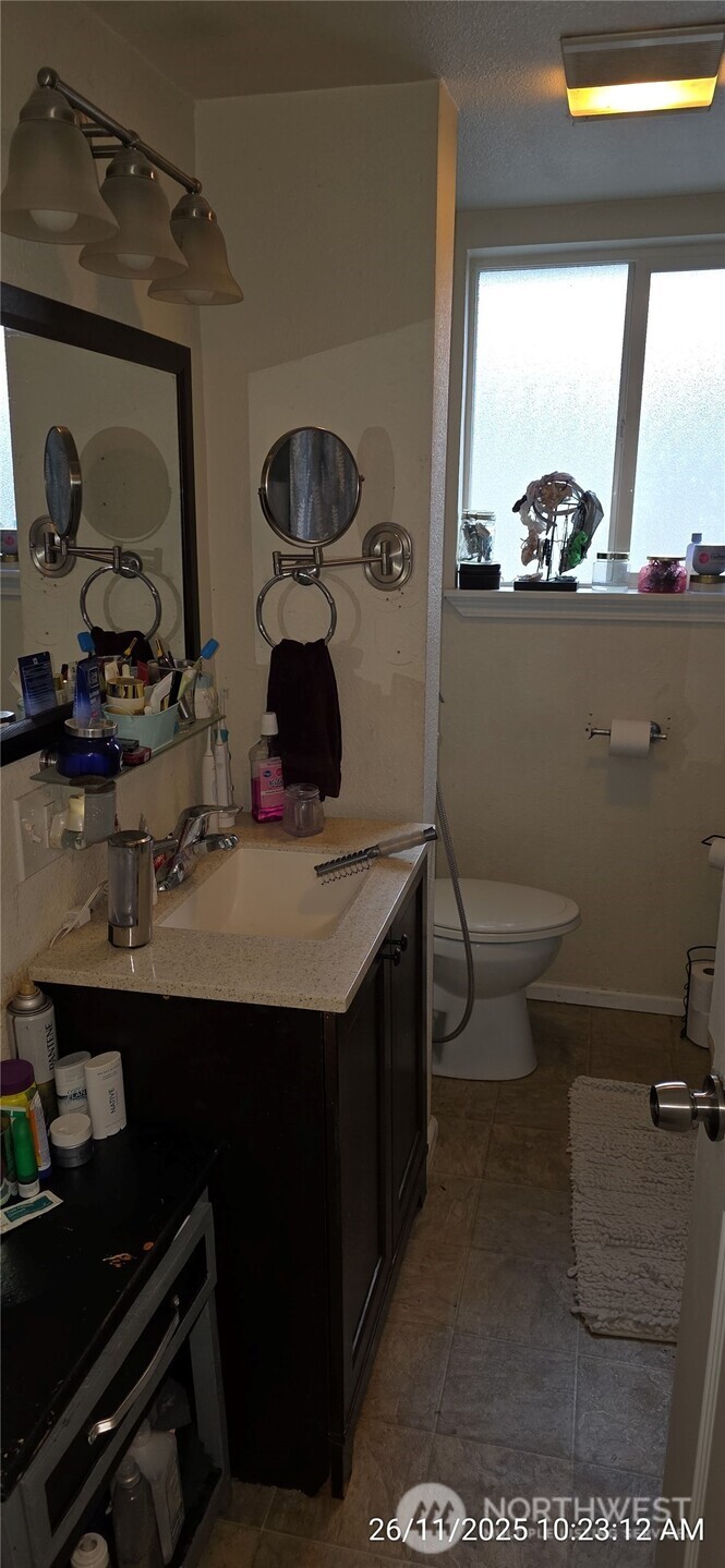 1390 Cedar Avenue , Marysville, WA 98270