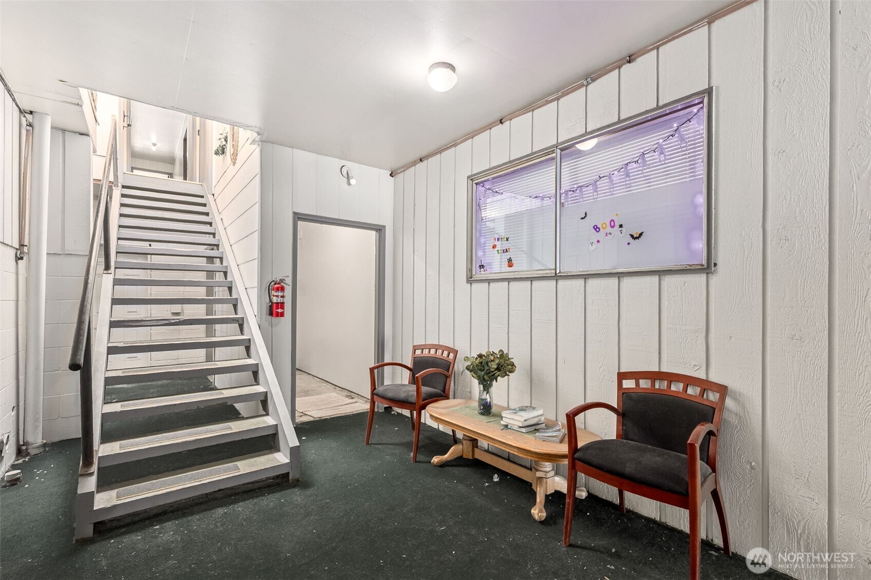 527 E First Street , Port Angeles, WA 98362