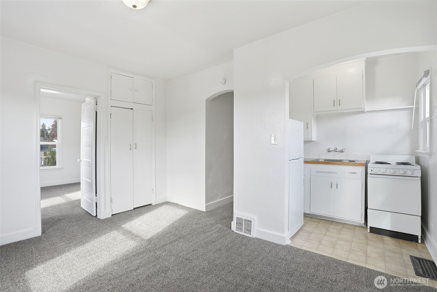 1704 N Ash Street , Spokane, WA 99205