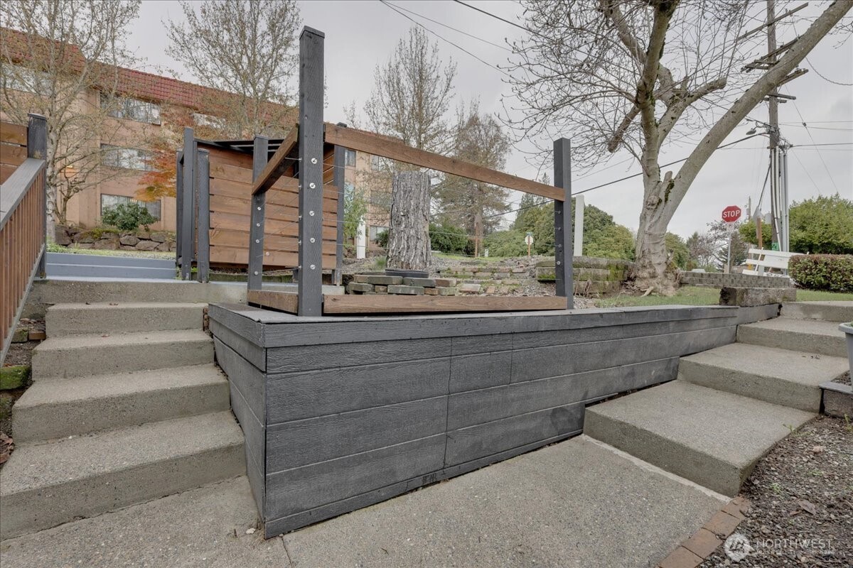 150 Hardie Avenue SW #1-6, Renton, WA 98057-5946