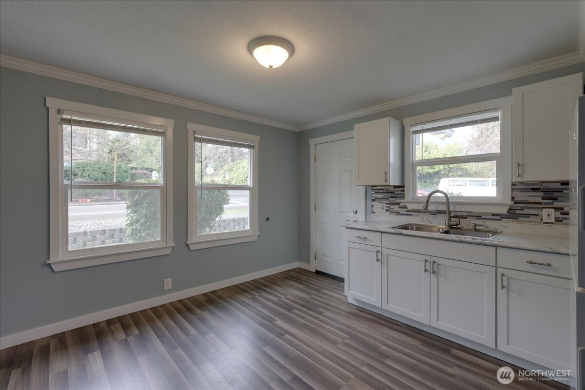 150 Hardie Avenue SW #1-6, Renton, WA 98057-5946