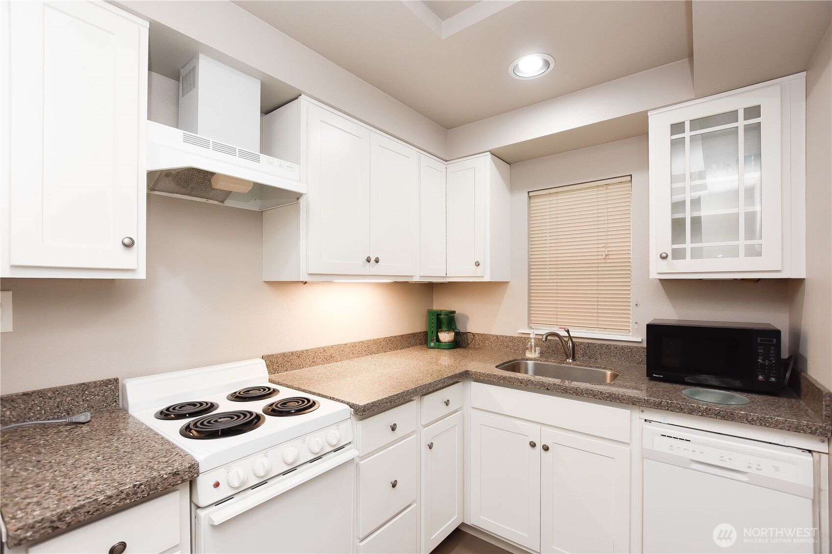 1407 Cedar Avenue , Marysville, WA 98270