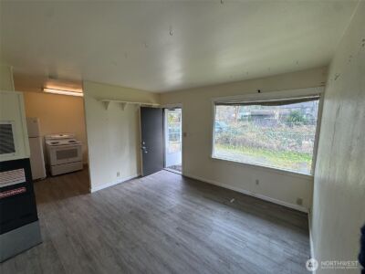 10908 10910 Valley Avenue E, Puyallup, WA 98372 - Photo 22
