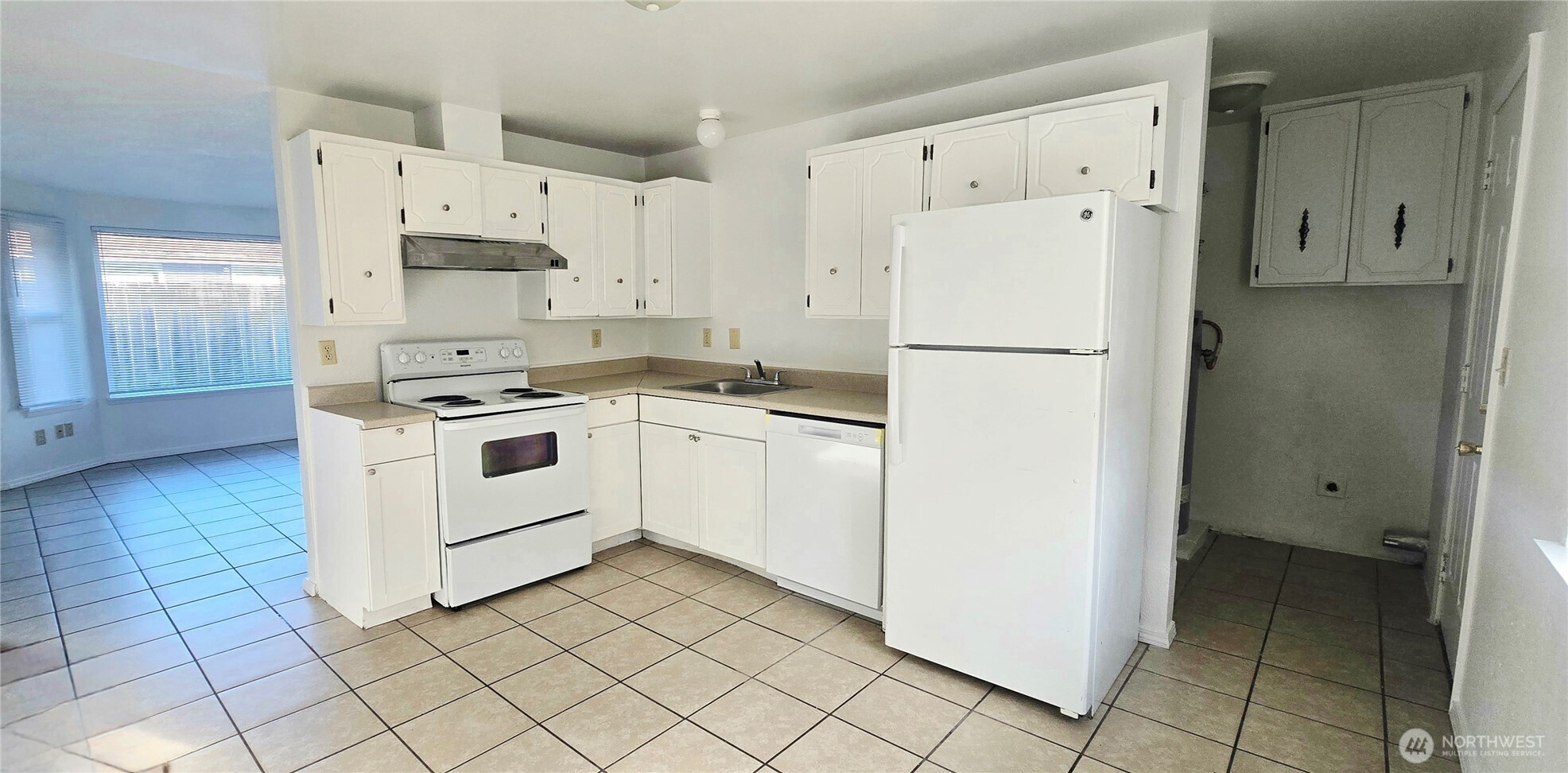 6905 S Madison , Tacoma, WA 98409