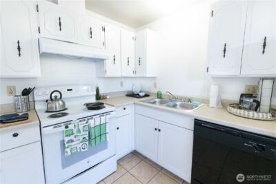 6909 S Madison , Tacoma, WA 98409 - Photo 3