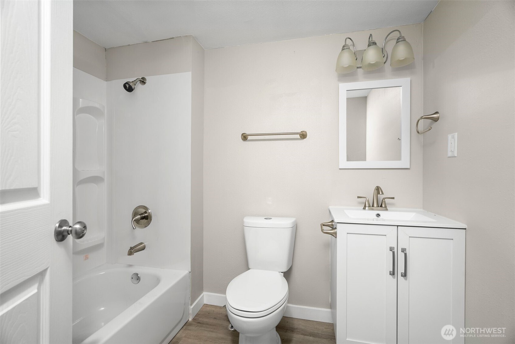 6323 Kitsap Way , Bremerton, WA 98312