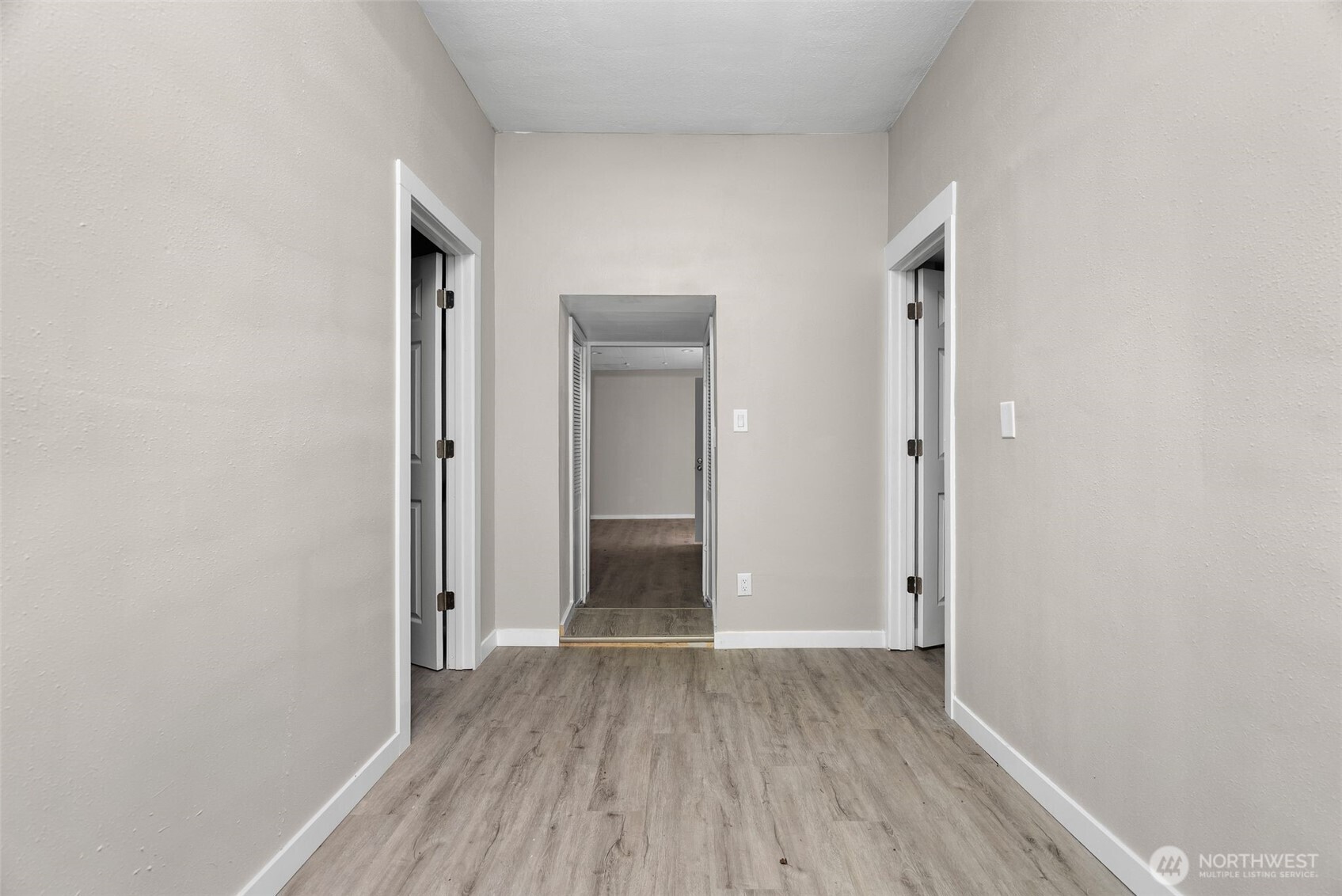 6323 Kitsap Way , Bremerton, WA 98312