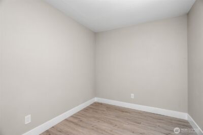 6323 Kitsap Way , Bremerton, WA 98312 - Photo 29