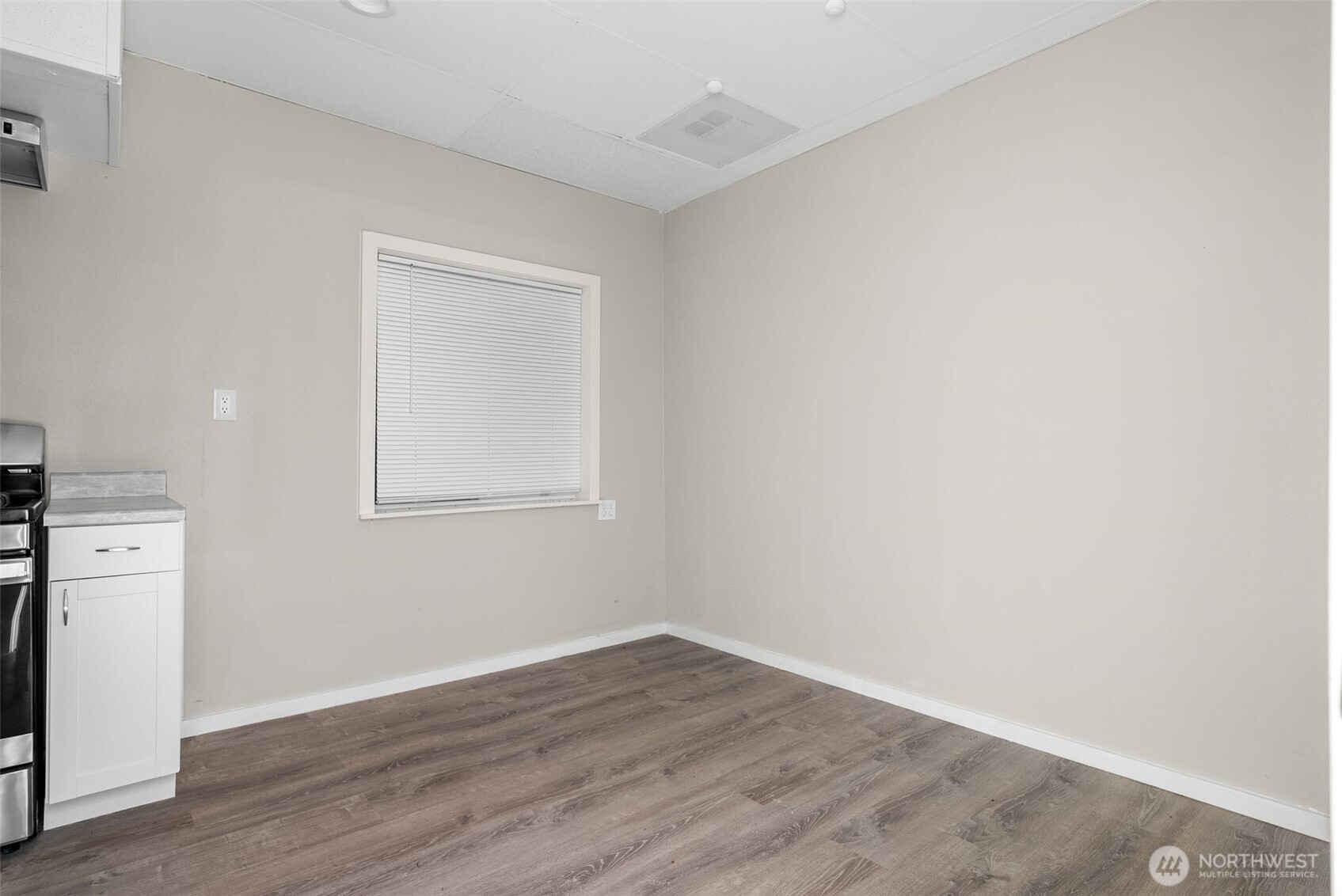 6323 Kitsap Way , Bremerton, WA 98312
